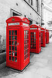 Vörös telefonos fülkék Londonban színkulcsként vászonkép, poszter vagy falikép